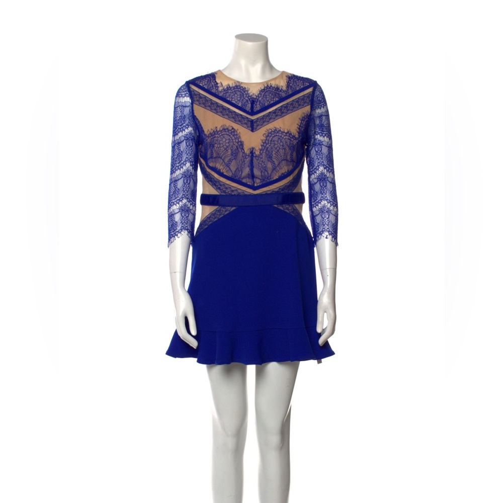 Three Floor
Crew Neck Mini Dress